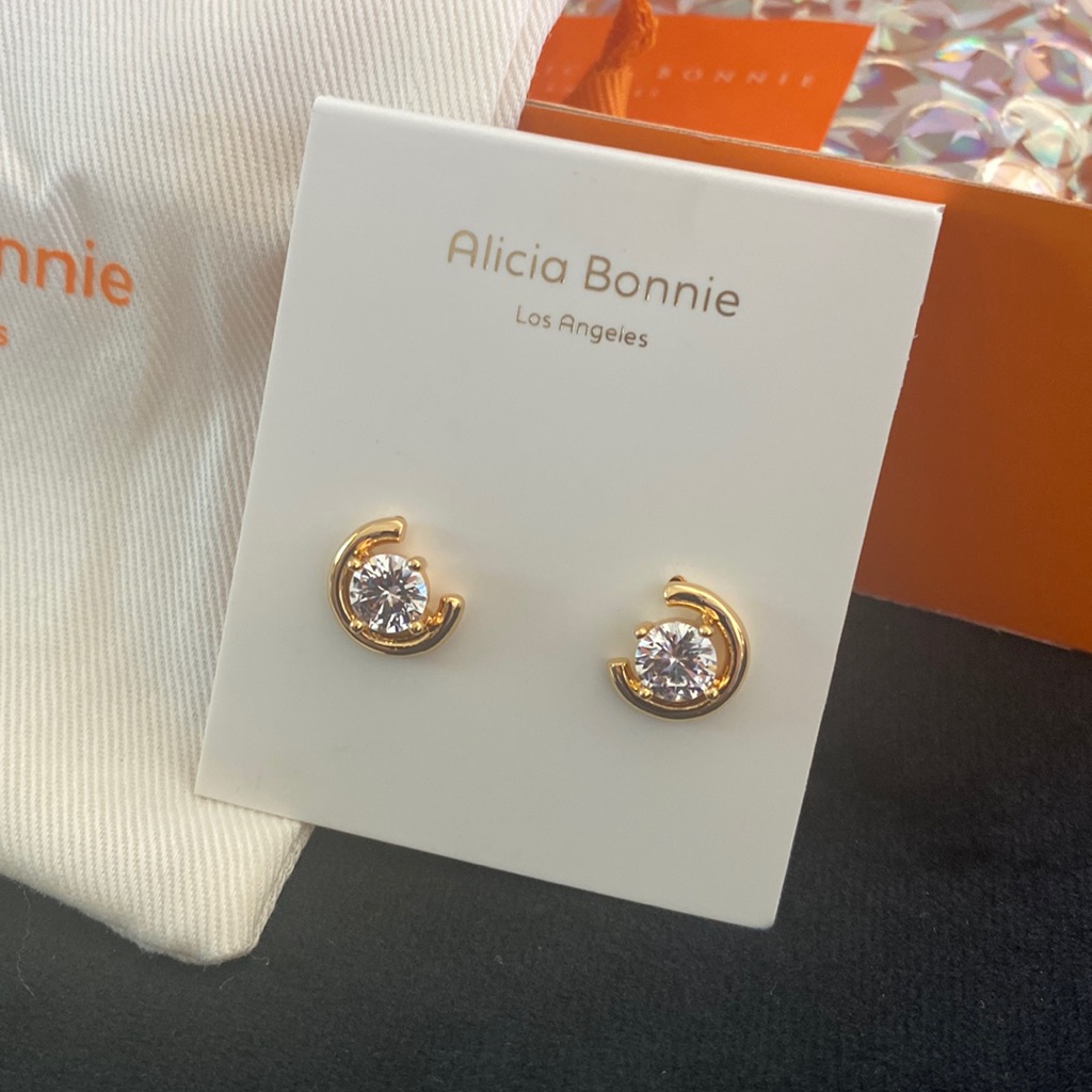 Alicia Bonnie Halo Post Earrings Gold Tone With Cubic Zirconia 29$